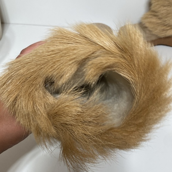 Pajar Goat Fur Boots with Leather Top Designs - Picture 14 of 17